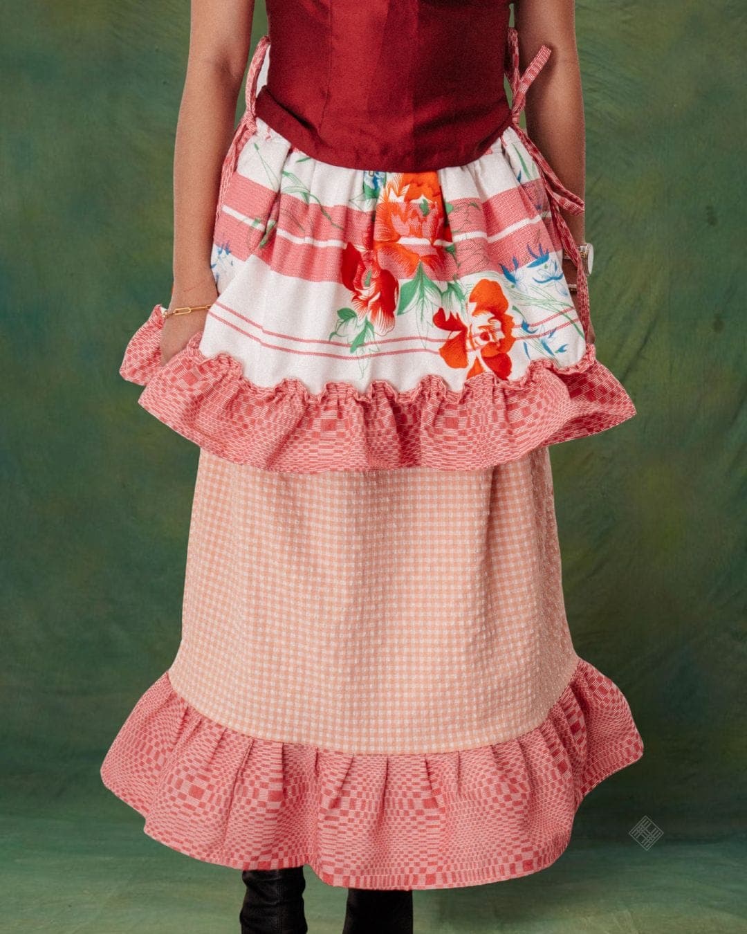 Gunita One-Size Skirt, Up to 45" Waist, Lambingan sa Hapon