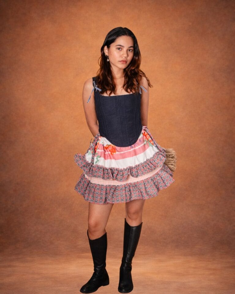 Gunita Mini One-Size Skirt, Up to 45″ Waist, Lambingan sa Hapon